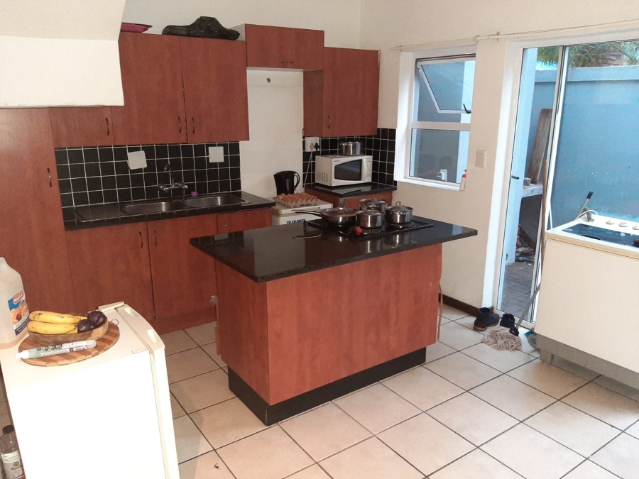 2 Bedroom Property for Sale in Pretoria North Gauteng