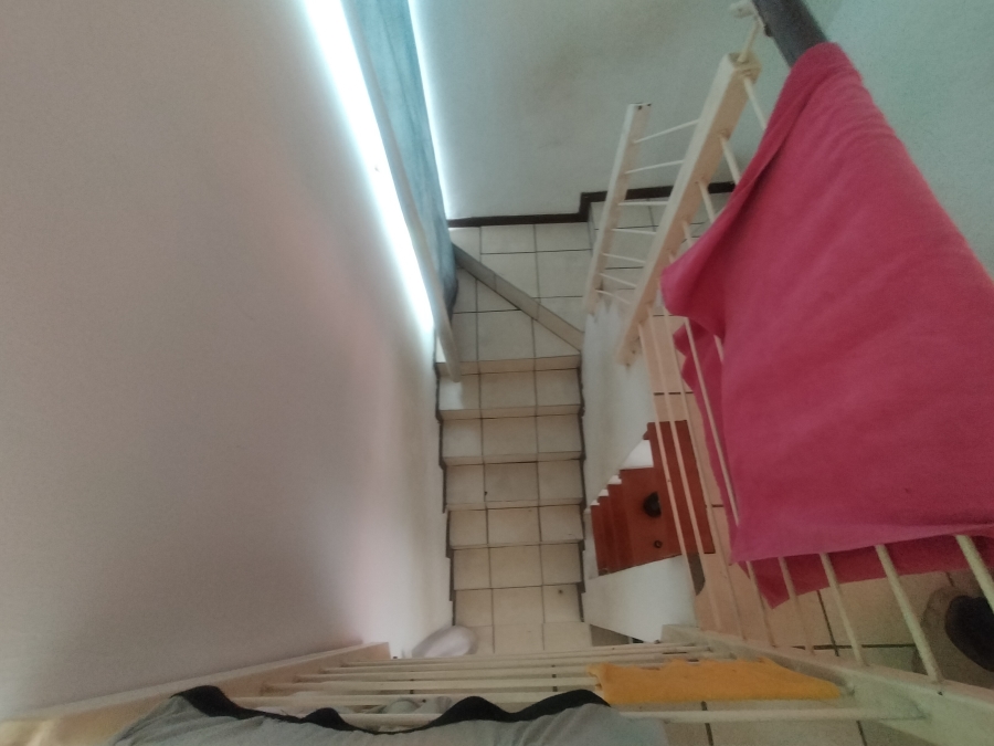 2 Bedroom Property for Sale in Pretoria North Gauteng