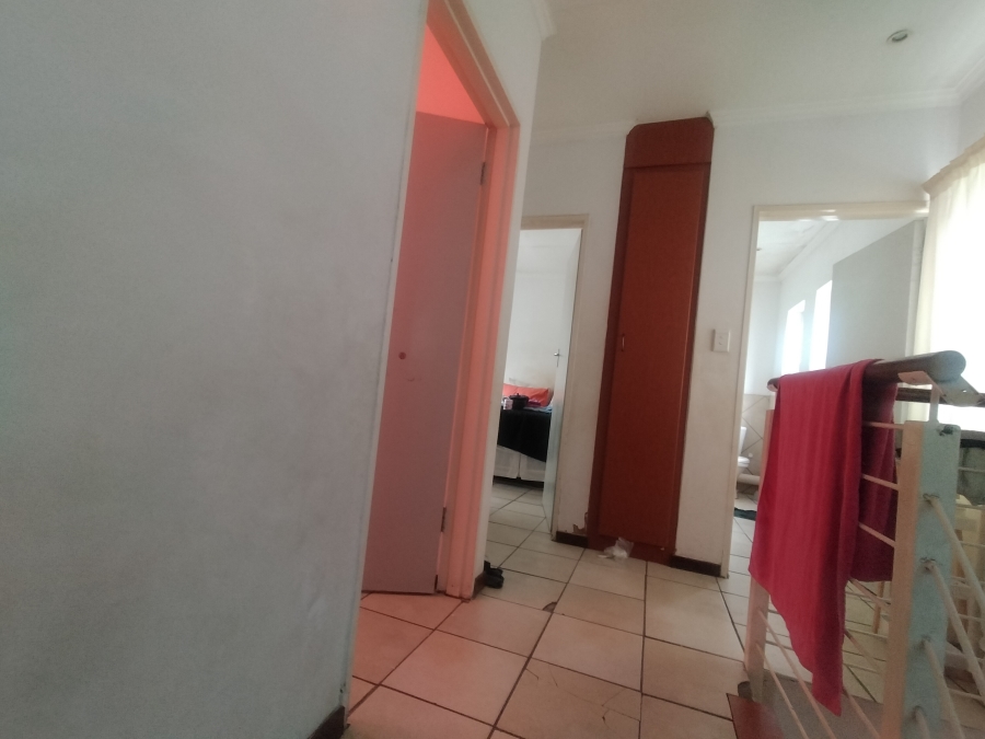 2 Bedroom Property for Sale in Pretoria North Gauteng