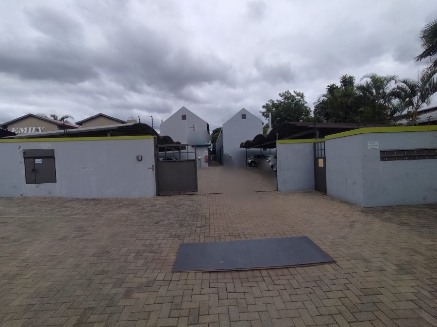 2 Bedroom Property for Sale in Pretoria North Gauteng