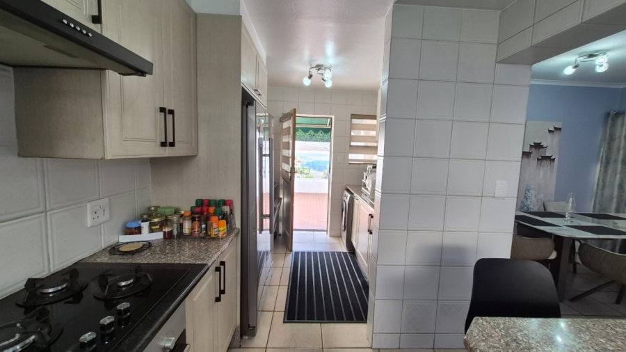 4 Bedroom Property for Sale in Bedfordview Gauteng