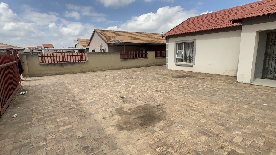 3 Bedroom Property for Sale in Sharon Park Gauteng