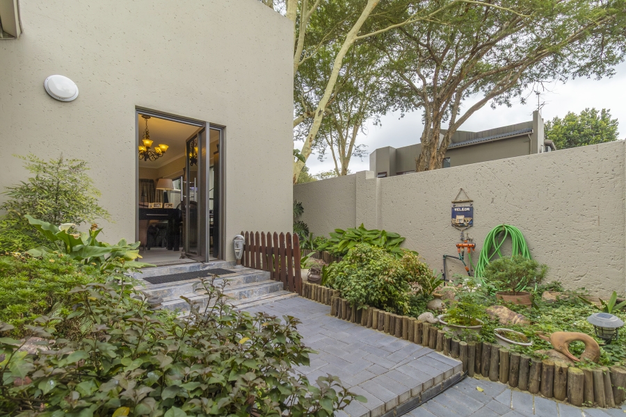 3 Bedroom Property for Sale in Magaliessig Gauteng