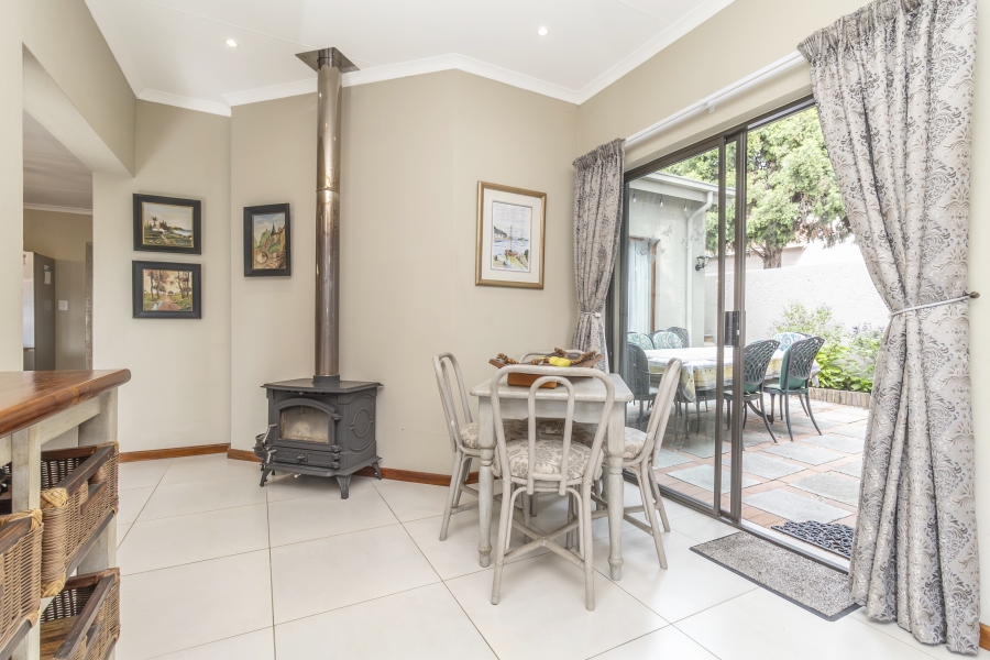 3 Bedroom Property for Sale in Magaliessig Gauteng