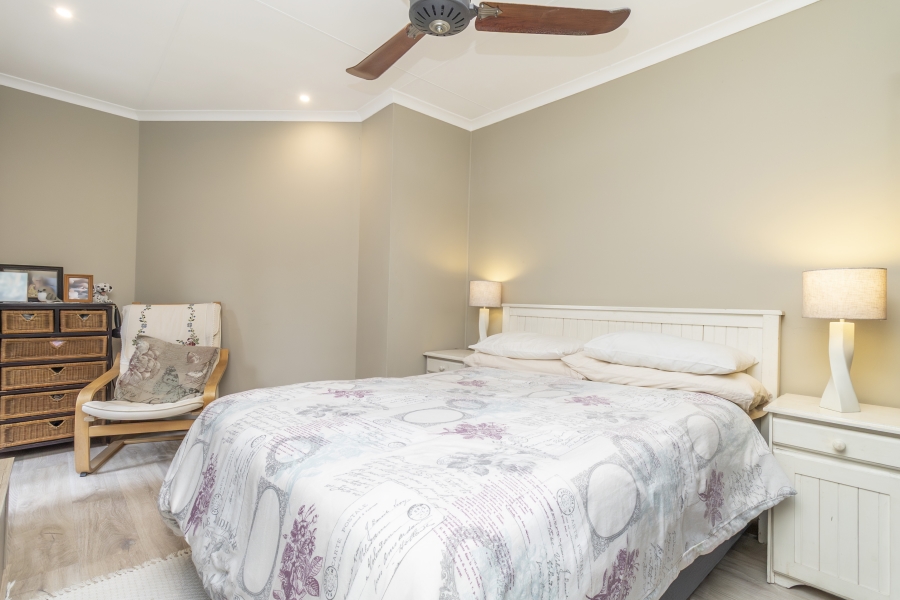 3 Bedroom Property for Sale in Magaliessig Gauteng