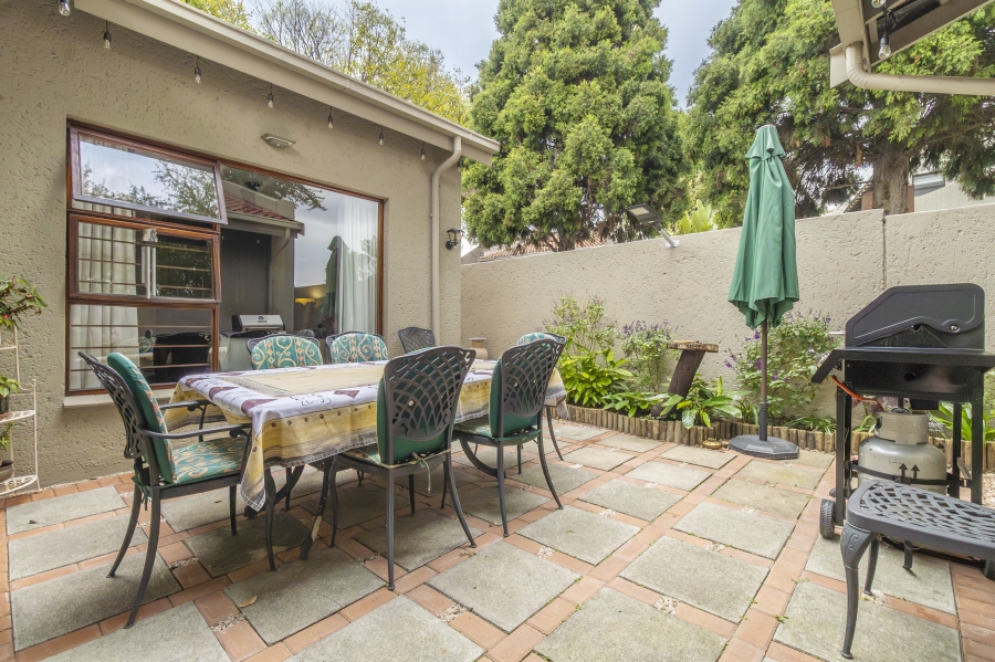3 Bedroom Property for Sale in Magaliessig Gauteng