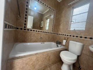 2 Bedroom Property for Sale in Gosforth Park Gauteng