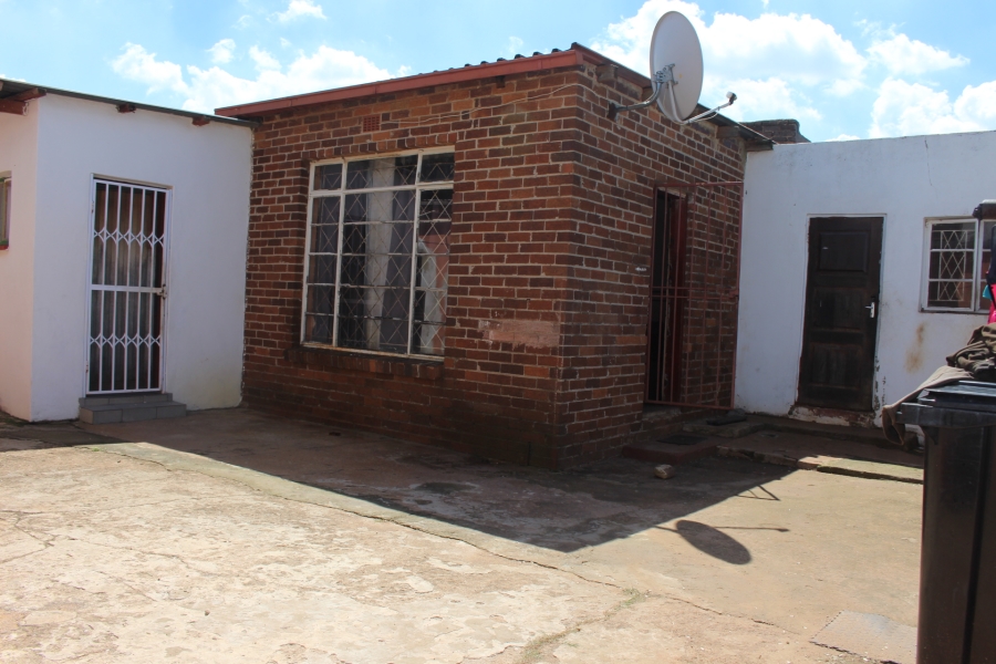 10 Bedroom Property for Sale in Roodepoort North Gauteng