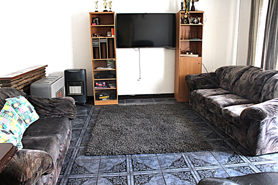 3 Bedroom Property for Sale in Roodepoort North Gauteng