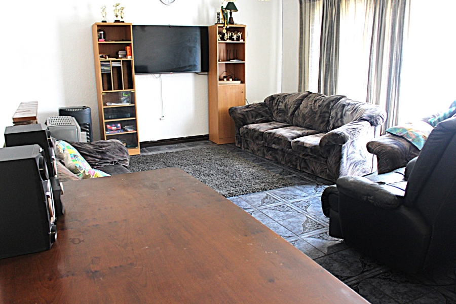 3 Bedroom Property for Sale in Roodepoort North Gauteng