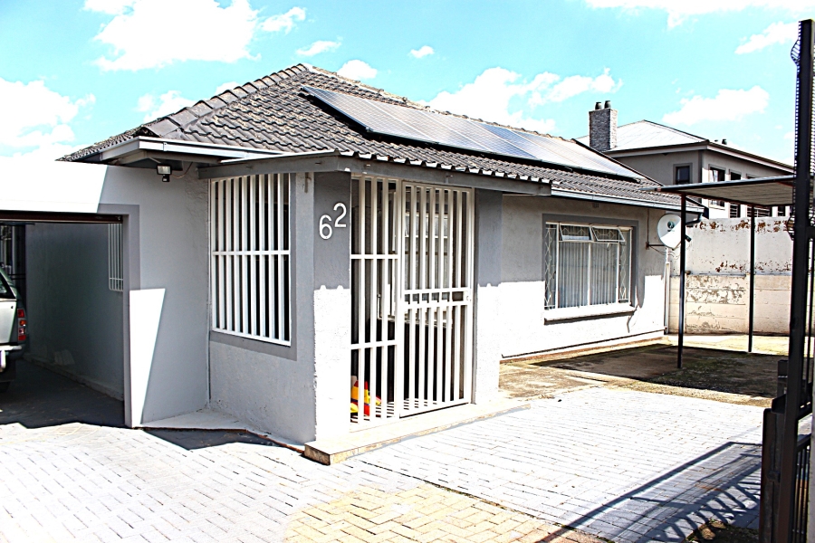 3 Bedroom Property for Sale in Roodepoort North Gauteng