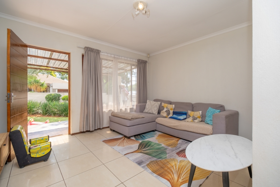 2 Bedroom Property for Sale in North Riding Gauteng