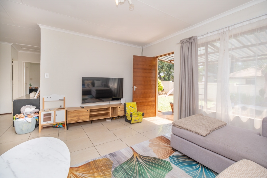 2 Bedroom Property for Sale in North Riding Gauteng