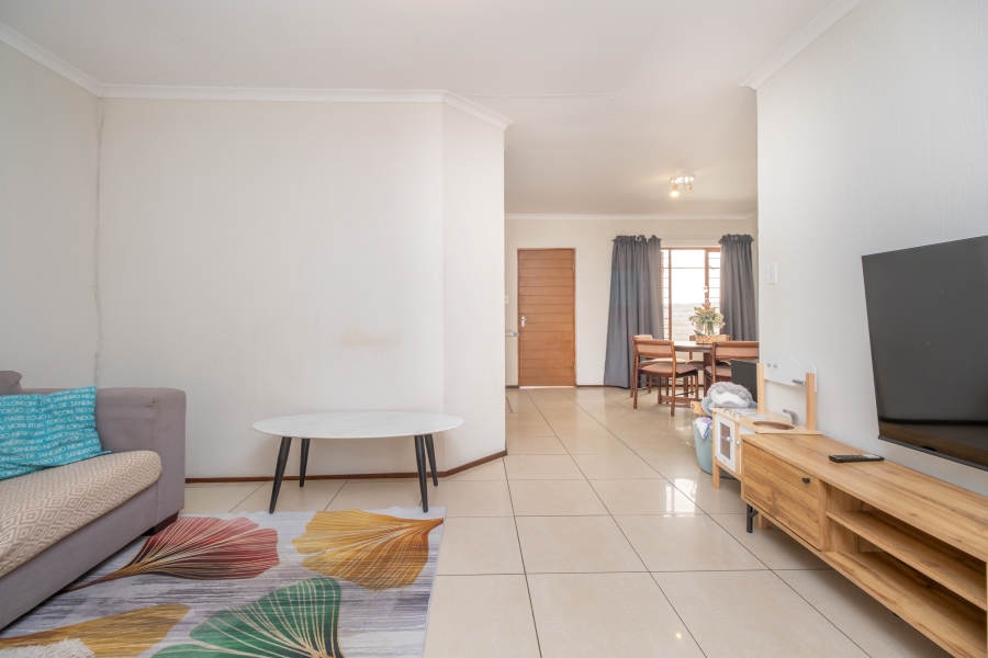 2 Bedroom Property for Sale in North Riding Gauteng