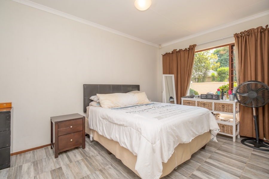 2 Bedroom Property for Sale in North Riding Gauteng