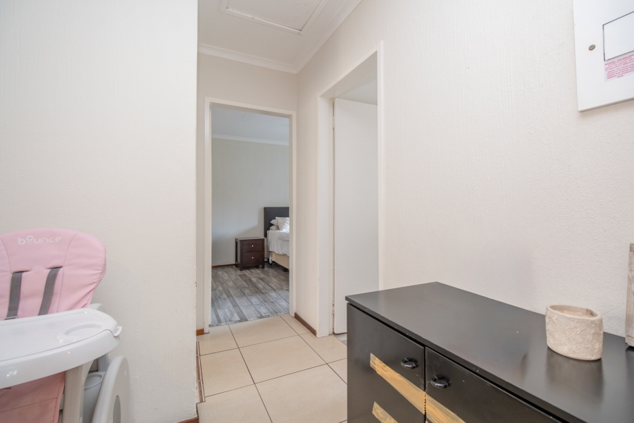 2 Bedroom Property for Sale in North Riding Gauteng