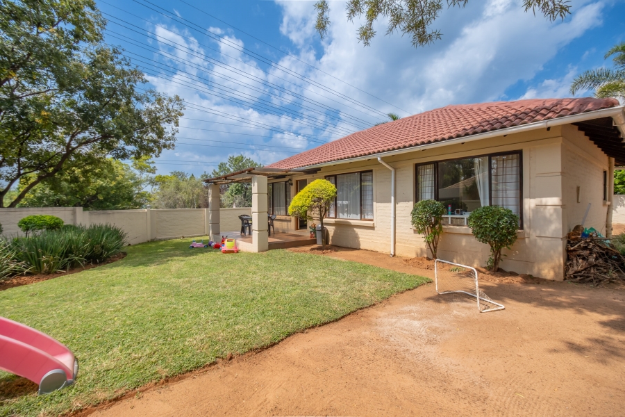 2 Bedroom Property for Sale in North Riding Gauteng