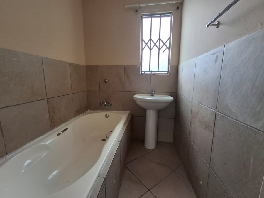 3 Bedroom Property for Sale in Theresa Park Gauteng