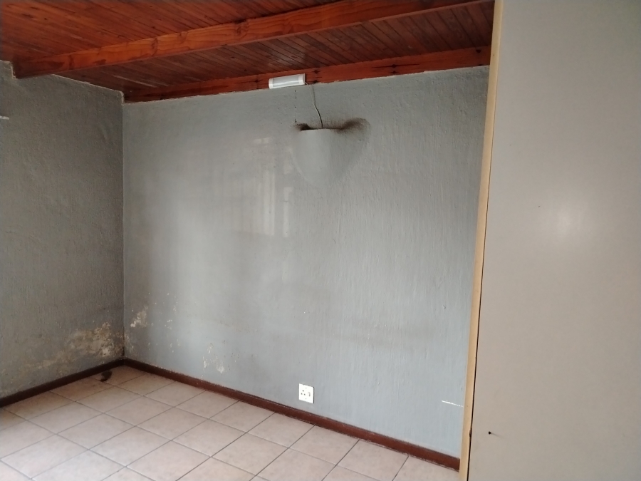 To Let 1 Bedroom Property for Rent in Brakpan Central Gauteng