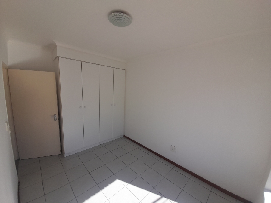 To Let 2 Bedroom Property for Rent in Sylviavale Gauteng