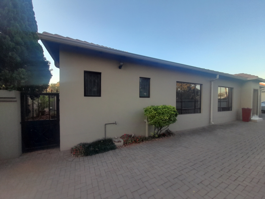 To Let 3 Bedroom Property for Rent in Vanderbijlpark SW 5 Gauteng