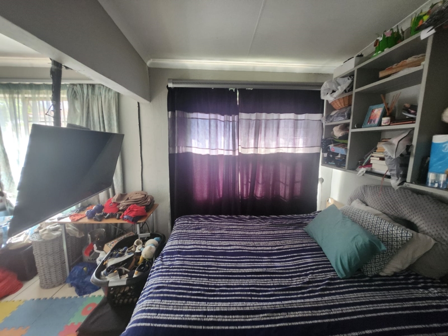 To Let 2 Bedroom Property for Rent in Elspark Gauteng