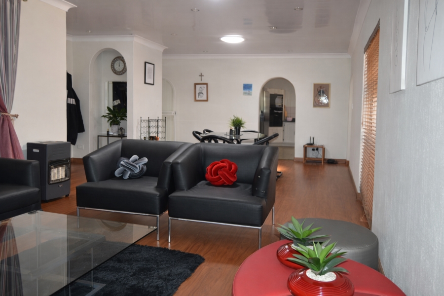 3 Bedroom Property for Sale in Helderkruin Gauteng