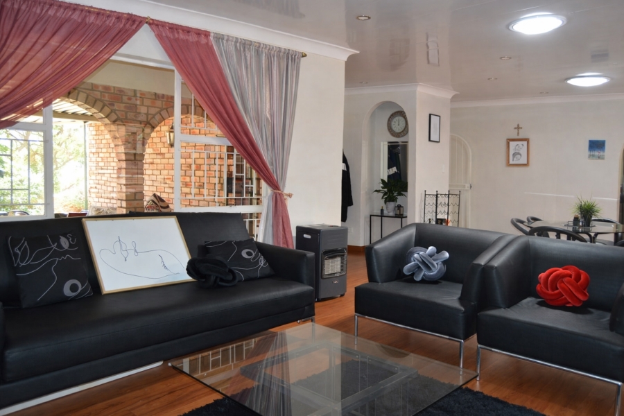 3 Bedroom Property for Sale in Helderkruin Gauteng