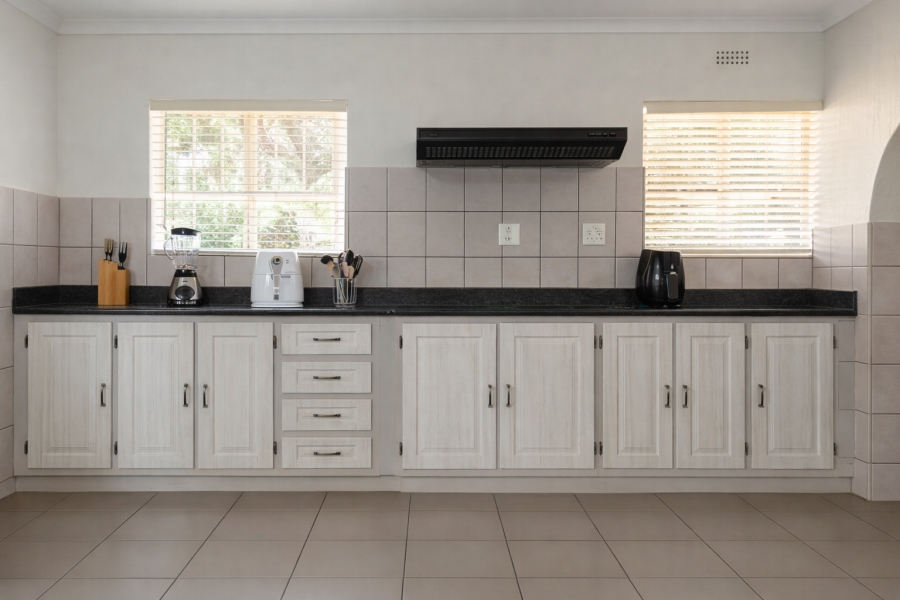 3 Bedroom Property for Sale in Helderkruin Gauteng