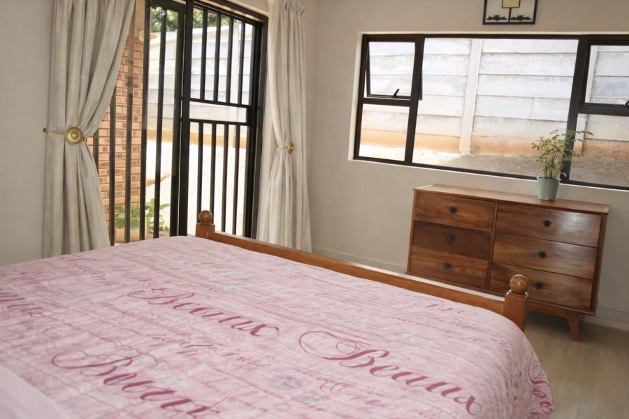 3 Bedroom Property for Sale in Helderkruin Gauteng