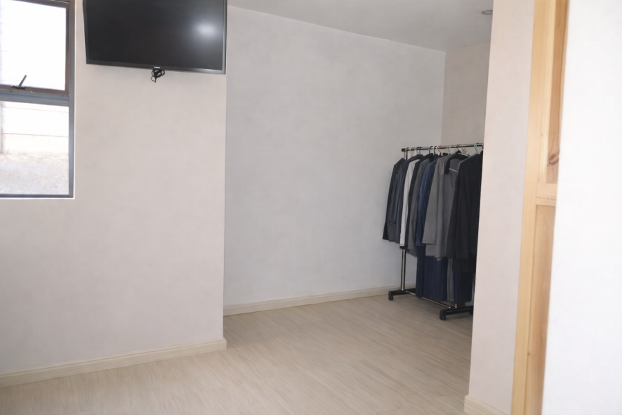 3 Bedroom Property for Sale in Helderkruin Gauteng