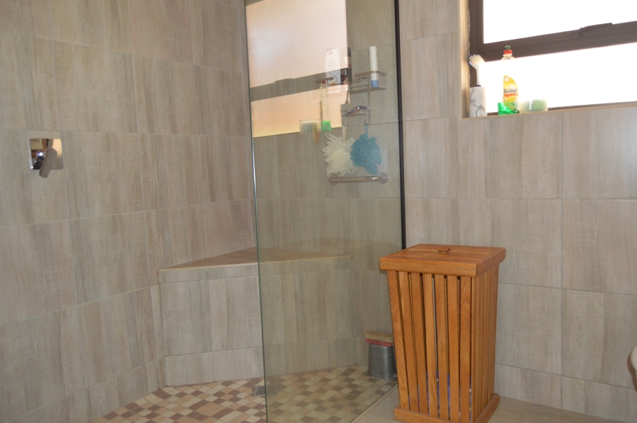 3 Bedroom Property for Sale in Helderkruin Gauteng