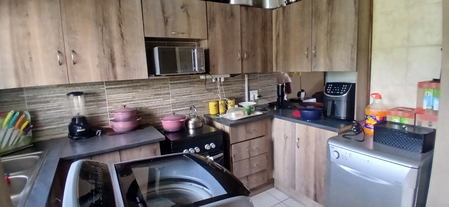 3 Bedroom Property for Sale in Alberante Gauteng