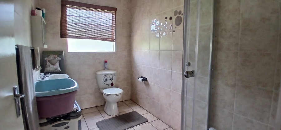 3 Bedroom Property for Sale in Alberante Gauteng