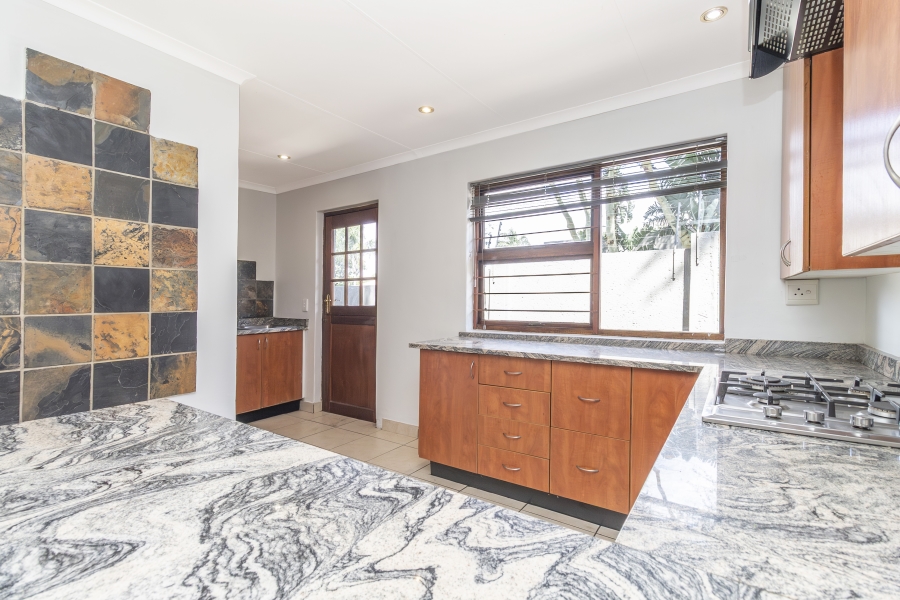 4 Bedroom Property for Sale in Magaliessig Gauteng