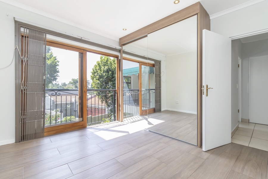 4 Bedroom Property for Sale in Magaliessig Gauteng