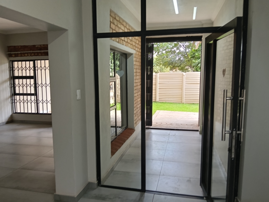 11 Bedroom Property for Sale in Westdene Gauteng