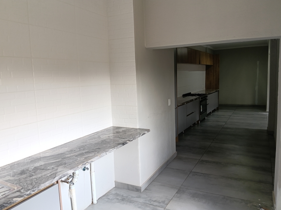 11 Bedroom Property for Sale in Westdene Gauteng