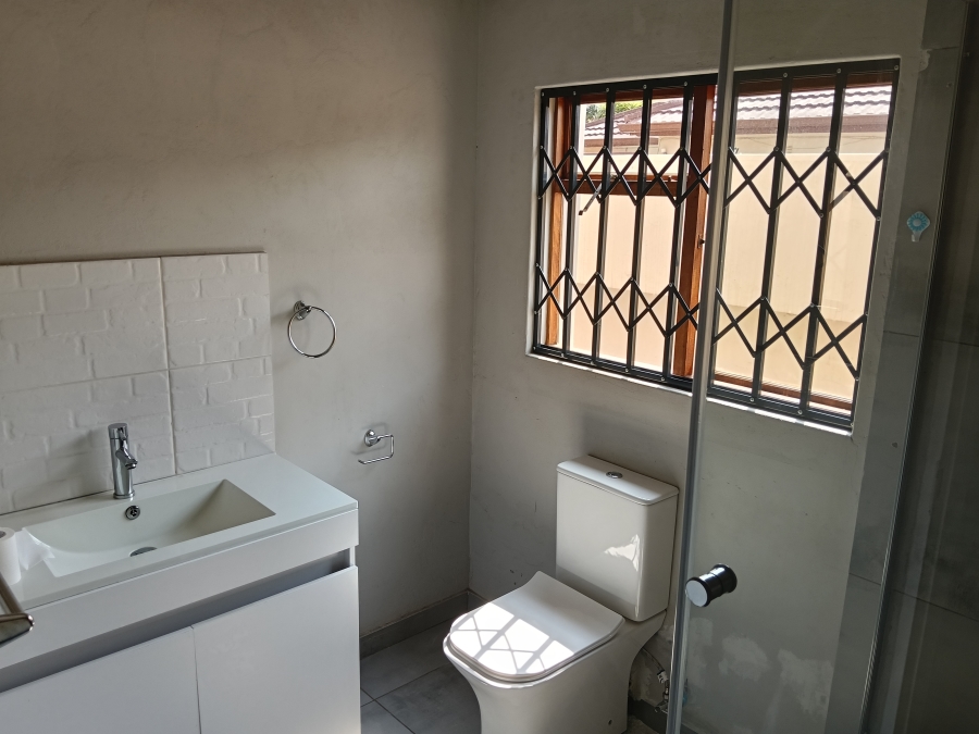 11 Bedroom Property for Sale in Westdene Gauteng