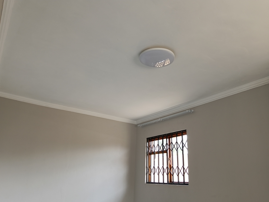 11 Bedroom Property for Sale in Westdene Gauteng