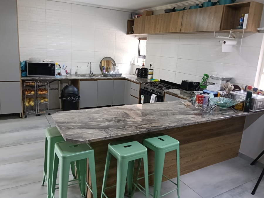 11 Bedroom Property for Sale in Westdene Gauteng