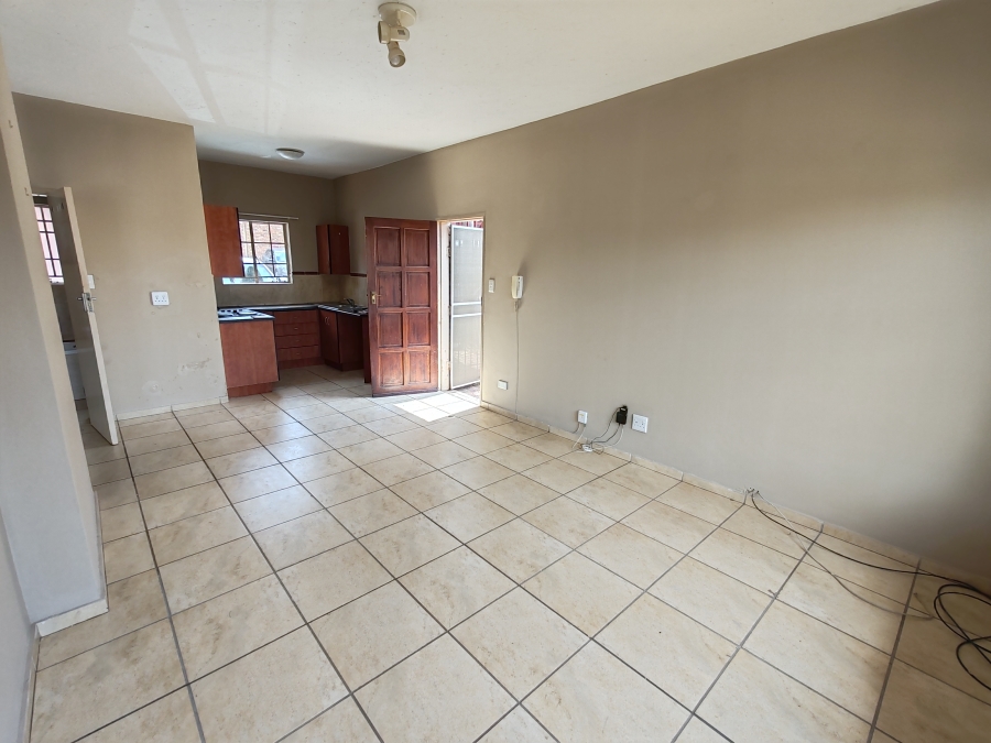 2 Bedroom Property for Sale in Mountain View Gauteng
