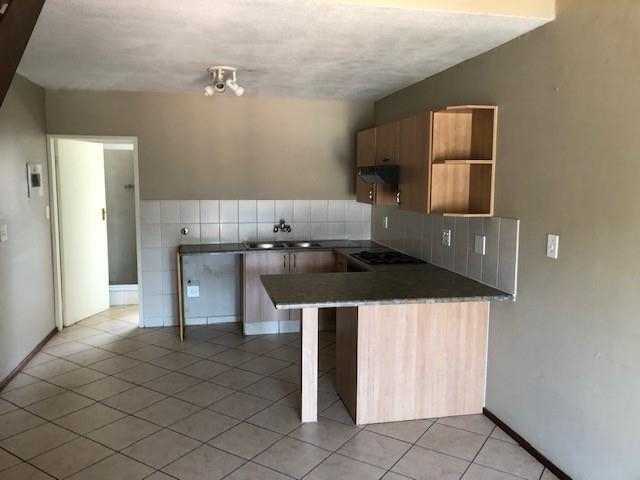 1 Bedroom Property for Sale in Edenvale Central Gauteng