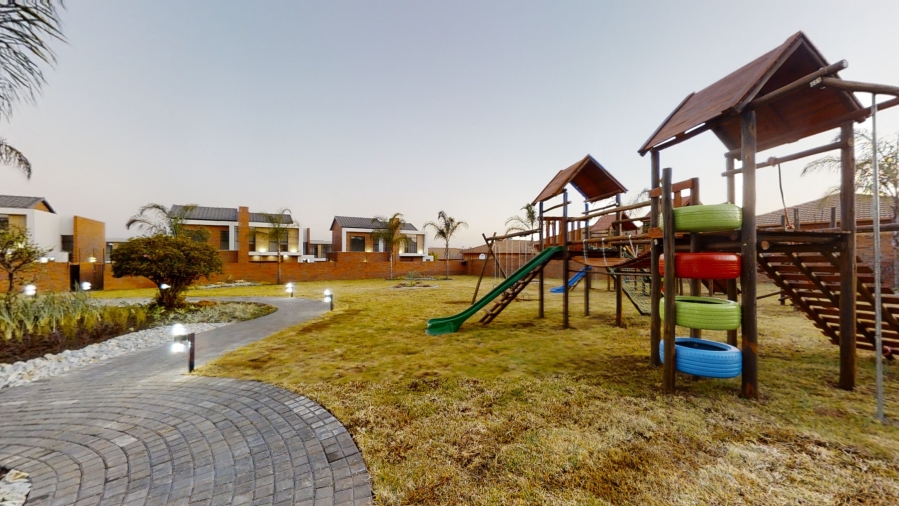 3 Bedroom Property for Sale in Bartlett Gauteng