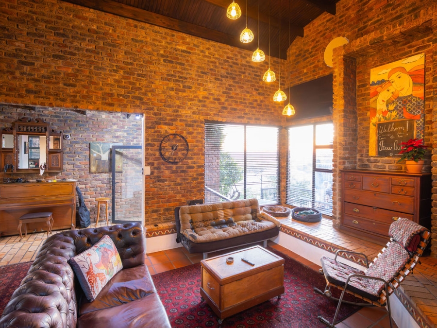 4 Bedroom Property for Sale in Waverley Gauteng