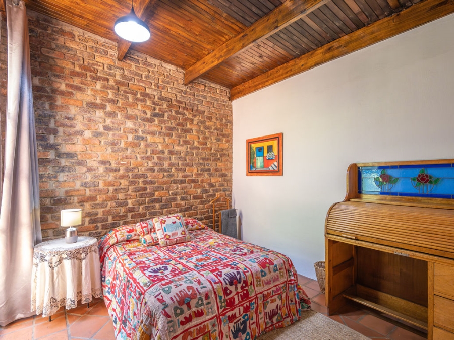 4 Bedroom Property for Sale in Waverley Gauteng