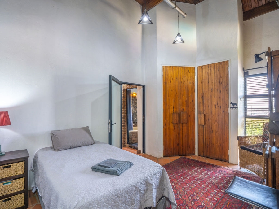 4 Bedroom Property for Sale in Waverley Gauteng