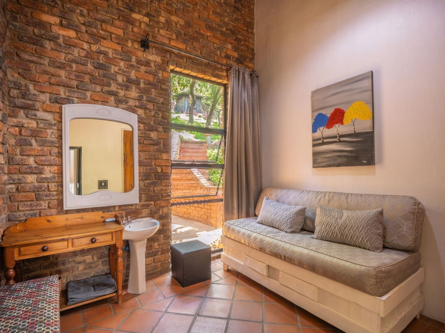 4 Bedroom Property for Sale in Waverley Gauteng