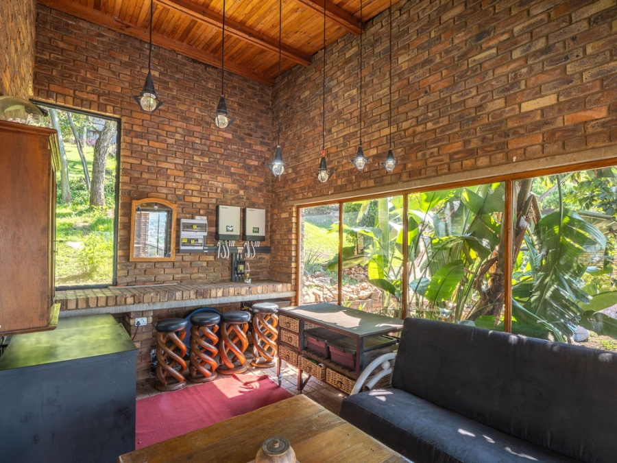 4 Bedroom Property for Sale in Waverley Gauteng