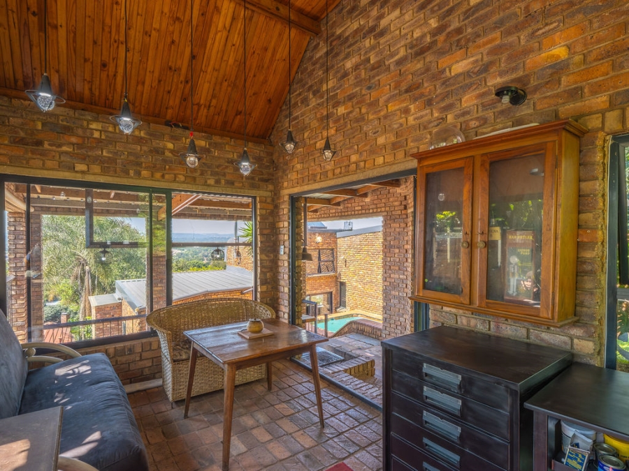 4 Bedroom Property for Sale in Waverley Gauteng